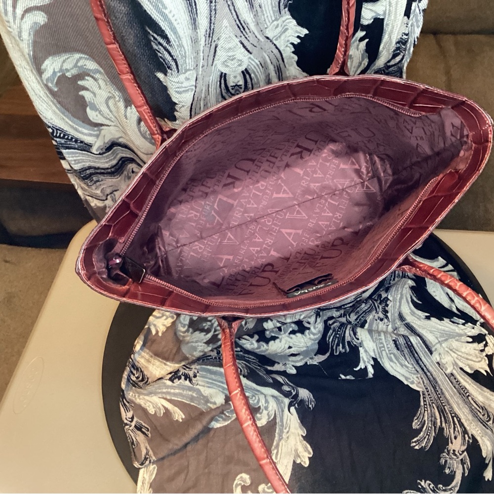 Furla Red Crocodile-Embossed Tote Bag - Picture 9 of 12